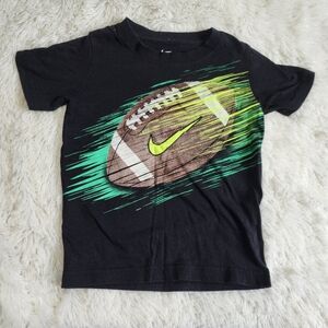 The nike tee black football graphic short sleeve tshirt boys size 4/XS